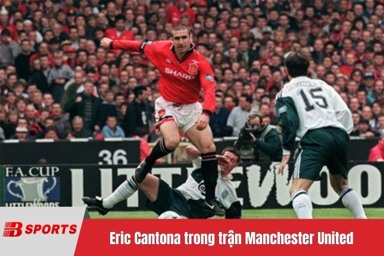 Eric Cantona trong trận Manchester United